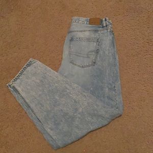American Eagle mom jeans